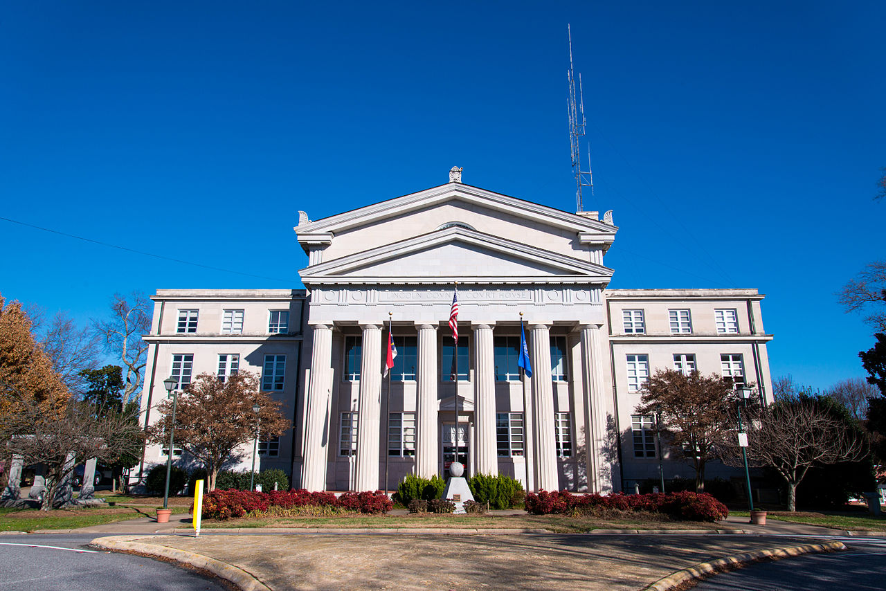 Lincoln County Courthouse in Lincolnton, North Carolina